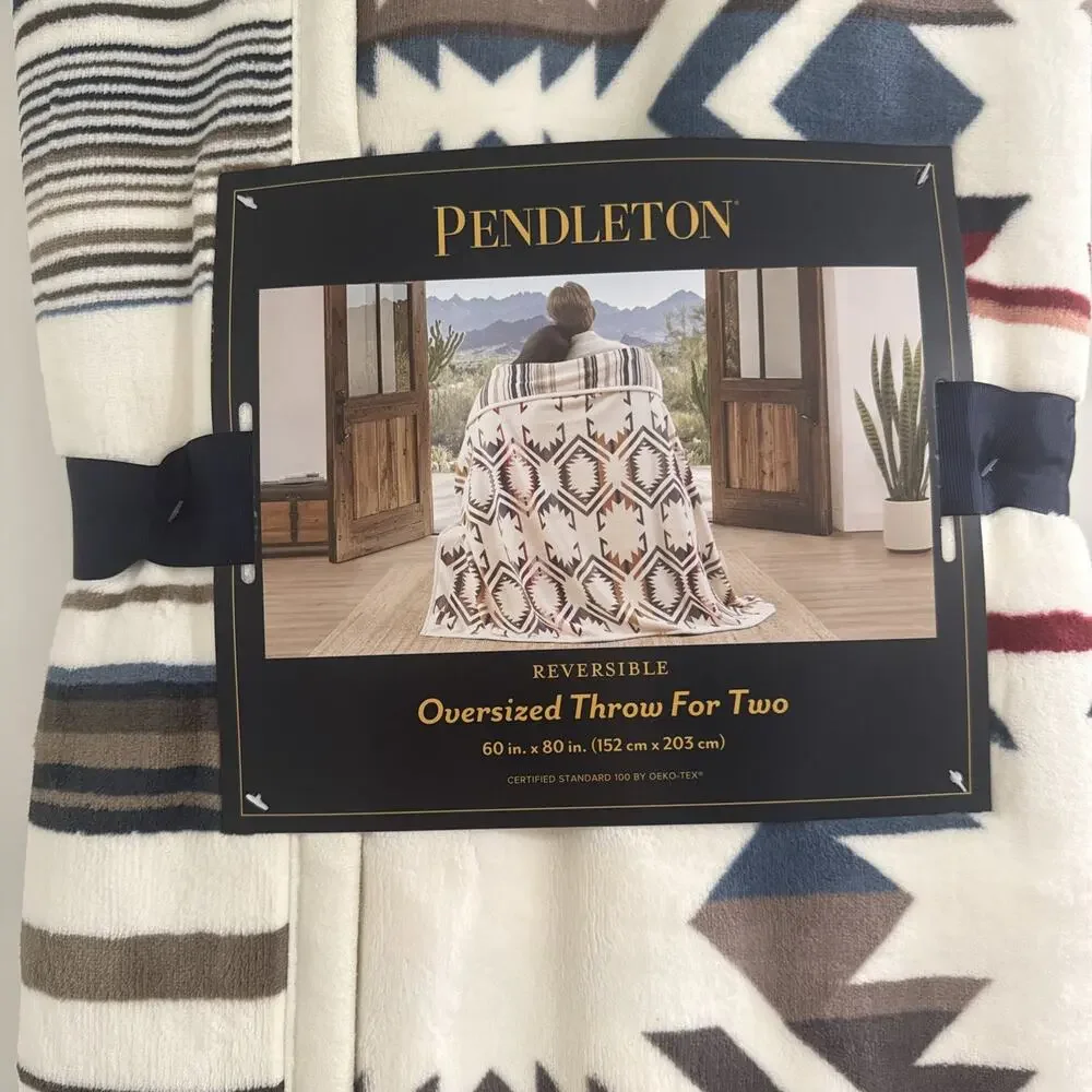 Pendleton Throw Blanket For Two 60x80” Reversible White Shores Southwestern NEW